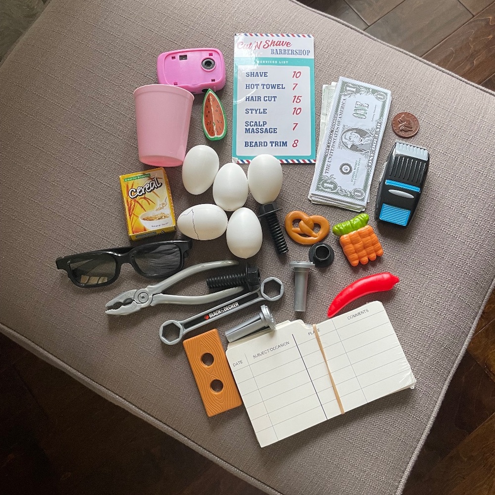Digital kids camera & imagination bundle tools food money barbershop sunglasses